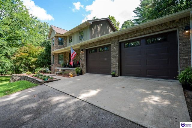 2656 Doe Valley Parkway East, Brandenburg, KY 40108