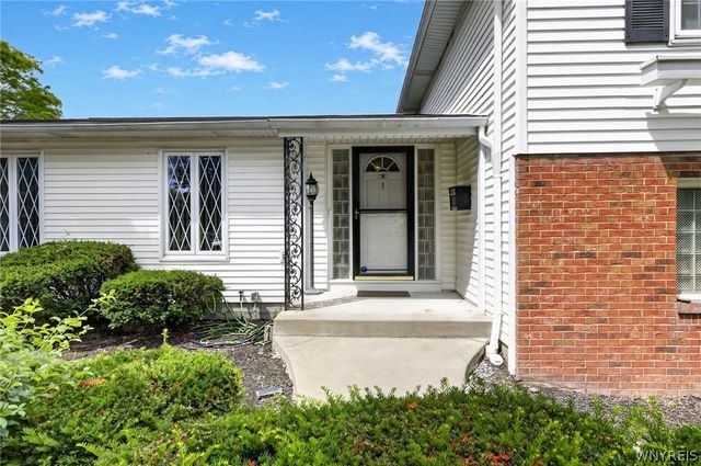 194 Exeter Road, Amherst, NY 14221