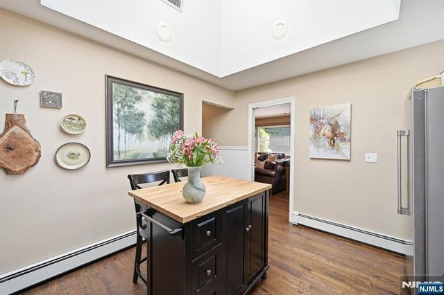 31 Truman Boulevard, Oakland, NJ 07436