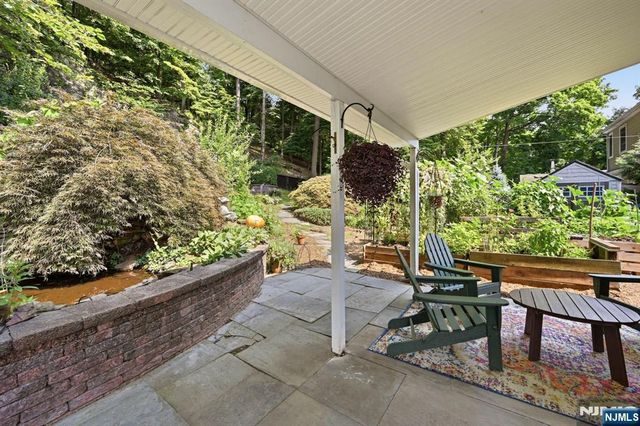 31 Truman Boulevard, Oakland, NJ 07436