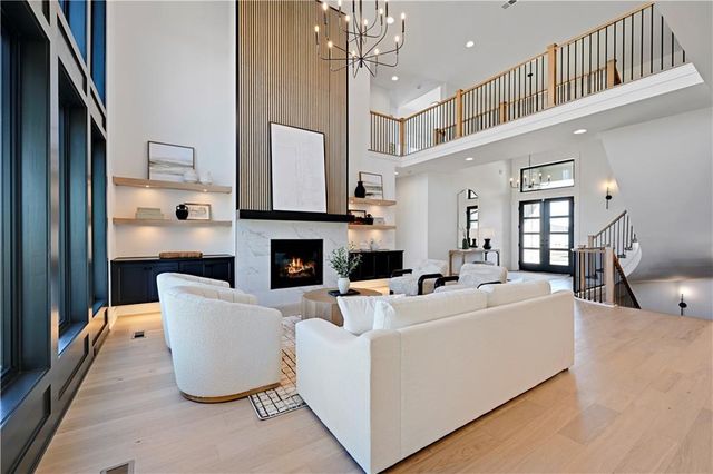 15364 W 161st Terrace, Olathe, KS 66062