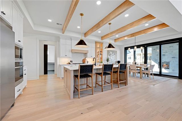 15364 W 161st Terrace, Olathe, KS 66062