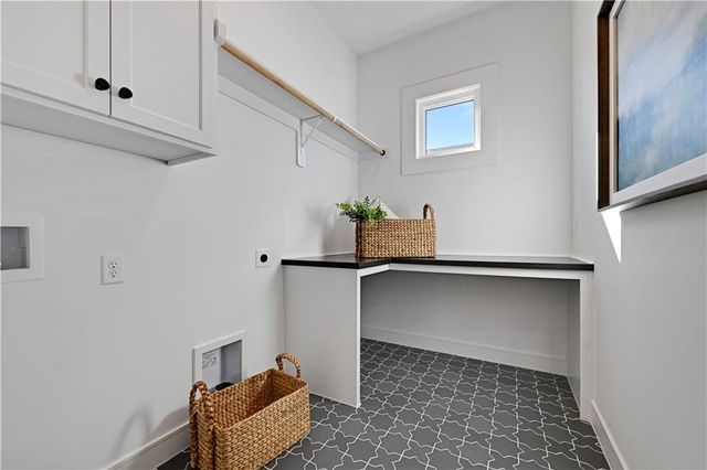 15364 W 161st Terrace, Olathe, KS 66062