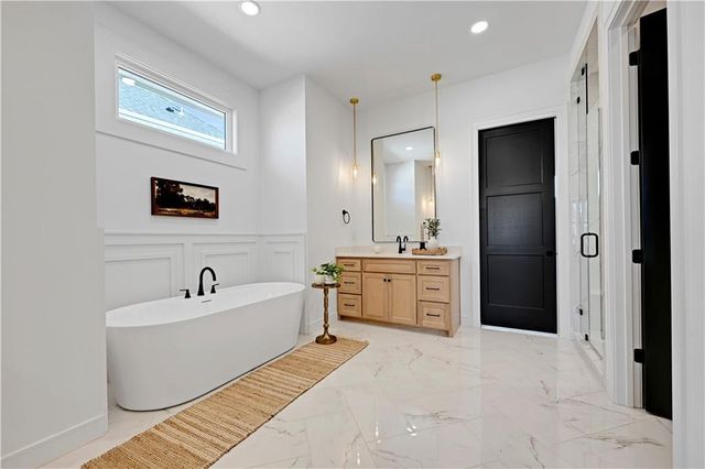 15364 W 161st Terrace, Olathe, KS 66062