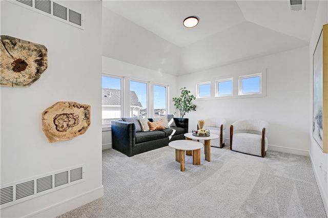 15364 W 161st Terrace, Olathe, KS 66062