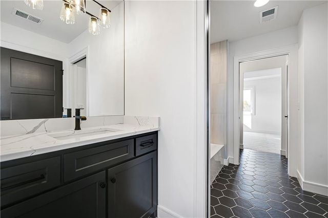 15364 W 161st Terrace, Olathe, KS 66062