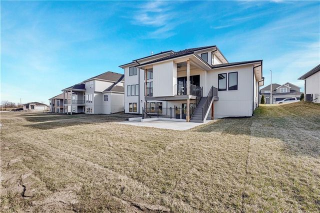 15364 W 161st Terrace, Olathe, KS 66062