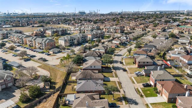 1839 Manor Drive, Baytown, TX 77521