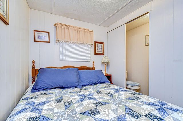 38641 LANSING AVENUE, Zephyrhills, FL 33542