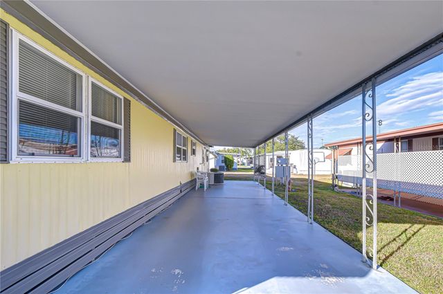 38641 LANSING AVENUE, Zephyrhills, FL 33542