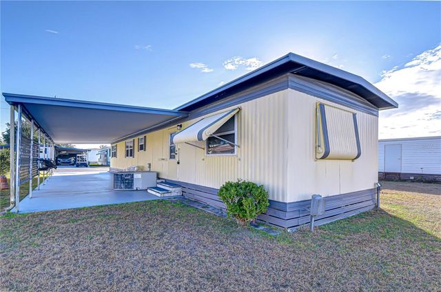 38641 LANSING AVENUE, Zephyrhills, FL 33542