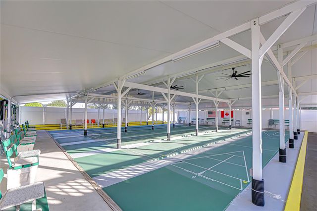 38641 LANSING AVENUE, Zephyrhills, FL 33542