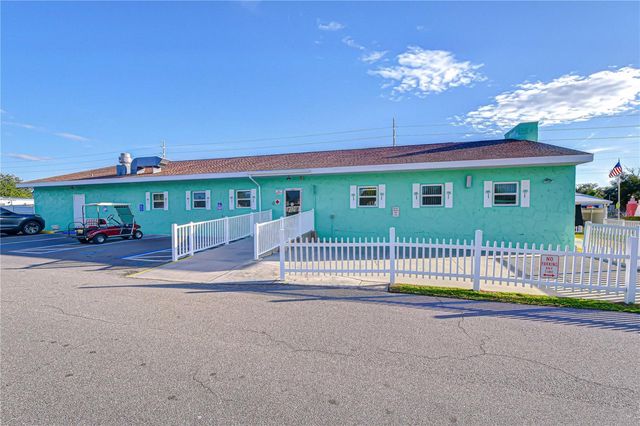 38641 LANSING AVENUE, Zephyrhills, FL 33542