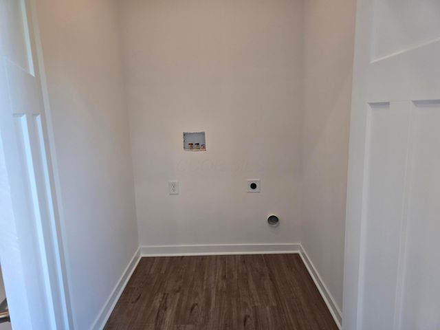 5594 Village Channel Drive, Canal Winchester, OH 43110