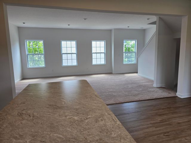 5594 Village Channel Drive, Canal Winchester, OH 43110