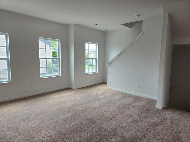5594 Village Channel Drive, Canal Winchester, OH 43110