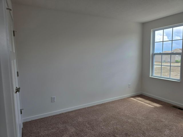 5594 Village Channel Drive, Canal Winchester, OH 43110
