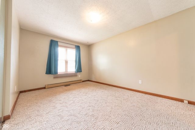 818 Garden Avenue, Seymour, IN 47274
