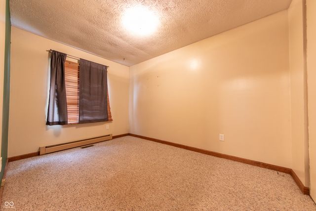 818 Garden Avenue, Seymour, IN 47274