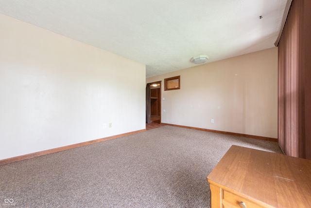 818 Garden Avenue, Seymour, IN 47274