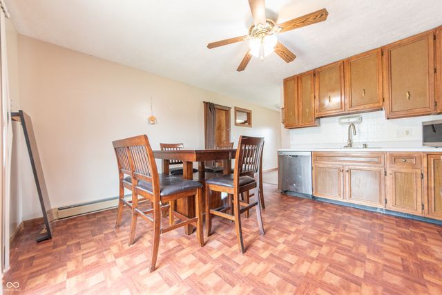 818 Garden Avenue, Seymour, IN 47274