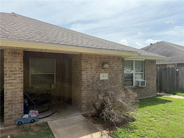 3809-11 Oldenburg Lane, College Station, TX 77845