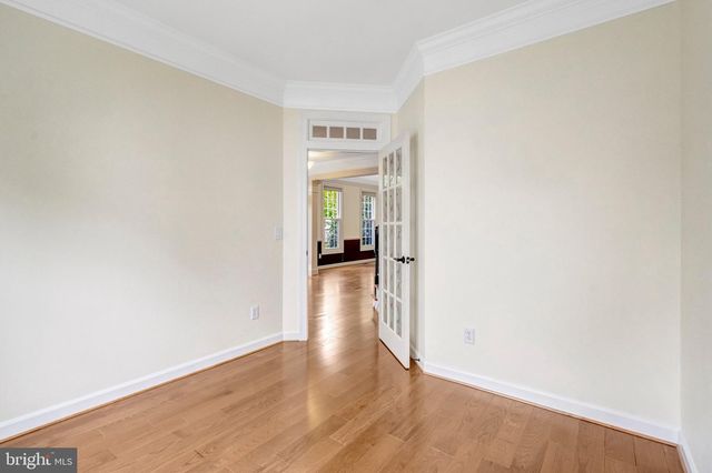 20579 MIDDLEBURY ST, Ashburn, VA 20147