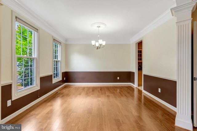 20579 MIDDLEBURY ST, Ashburn, VA 20147