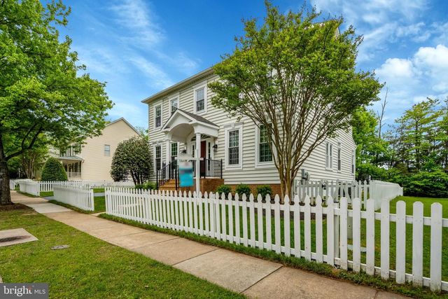 20579 MIDDLEBURY ST, Ashburn, VA 20147