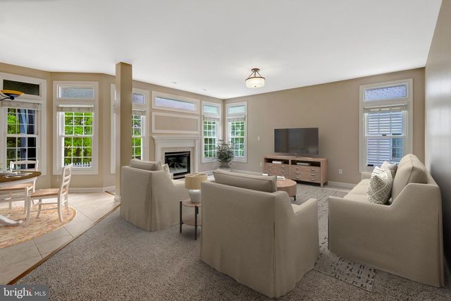 20579 MIDDLEBURY ST, Ashburn, VA 20147