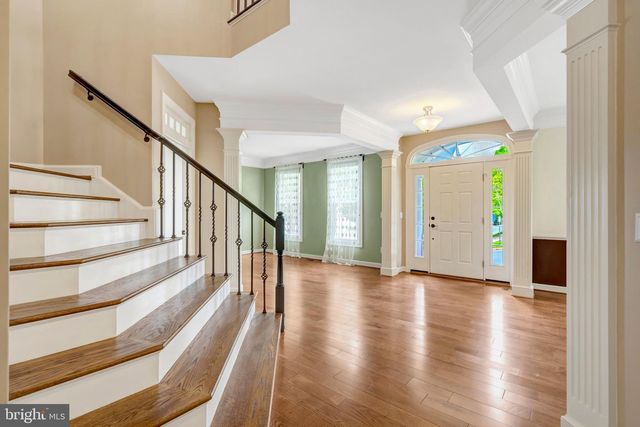 20579 MIDDLEBURY ST, Ashburn, VA 20147