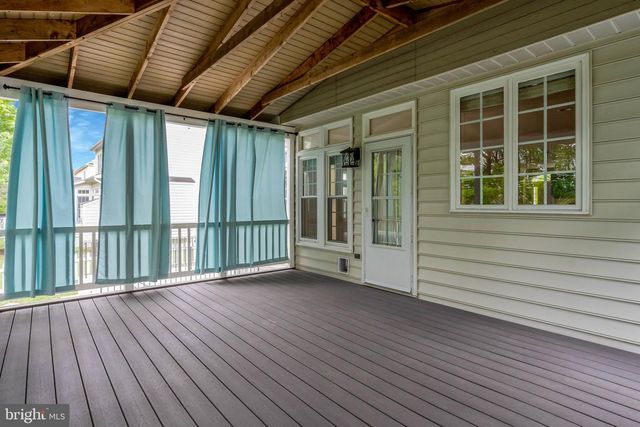 20579 MIDDLEBURY ST, Ashburn, VA 20147