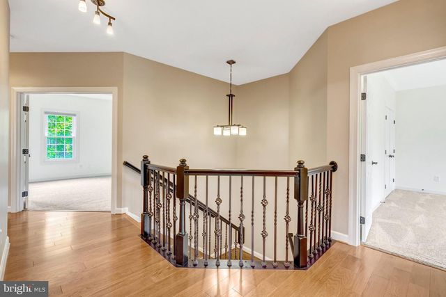 20579 MIDDLEBURY ST, Ashburn, VA 20147
