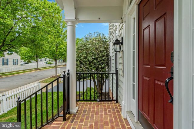 20579 MIDDLEBURY ST, Ashburn, VA 20147