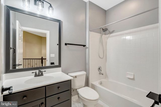 20579 MIDDLEBURY ST, Ashburn, VA 20147