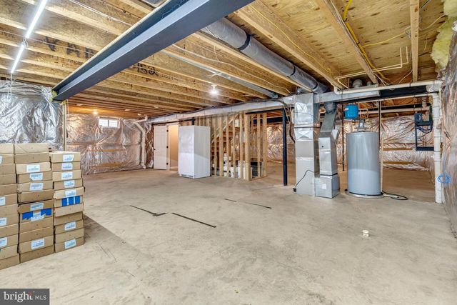 20579 MIDDLEBURY ST, Ashburn, VA 20147