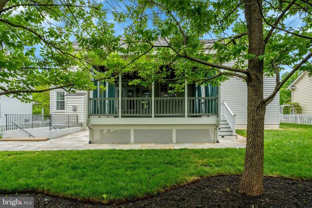 20579 MIDDLEBURY ST, Ashburn, VA 20147