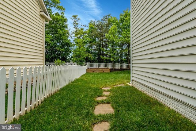 20579 MIDDLEBURY ST, Ashburn, VA 20147