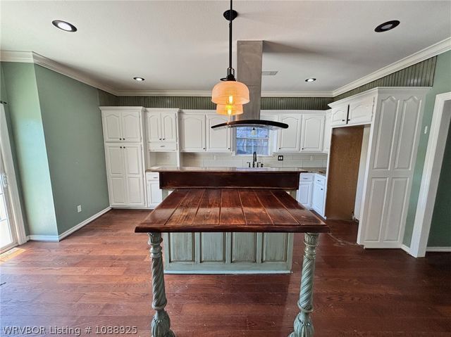 3105 Fairway Drive, Alma, AR 72921