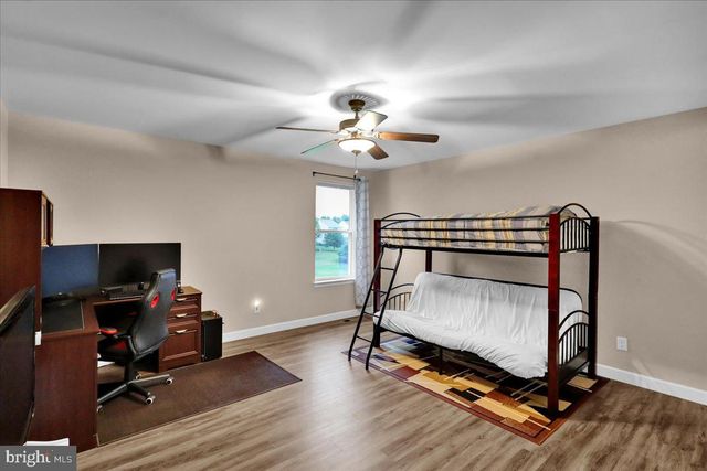 640 EBERSOLE RD, Reading, PA 19605