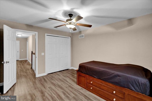 640 EBERSOLE RD, Reading, PA 19605