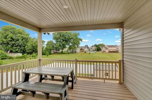 640 EBERSOLE RD, Reading, PA 19605