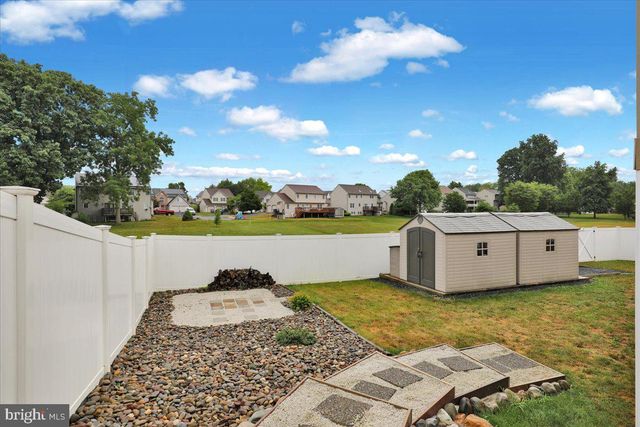 640 EBERSOLE RD, Reading, PA 19605