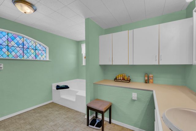 105 Dripping Springs Rd, Monterey, TN 38574