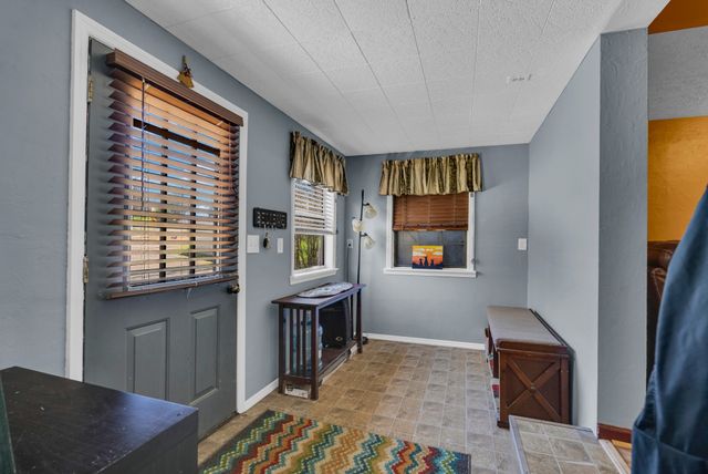 105 Dripping Springs Rd, Monterey, TN 38574