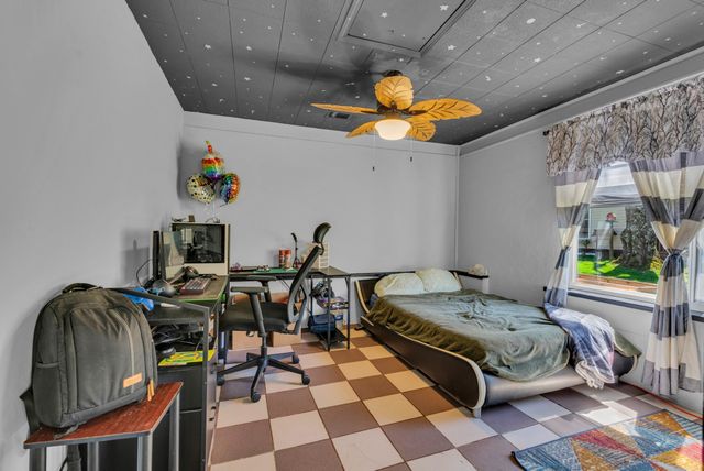 105 Dripping Springs Rd, Monterey, TN 38574