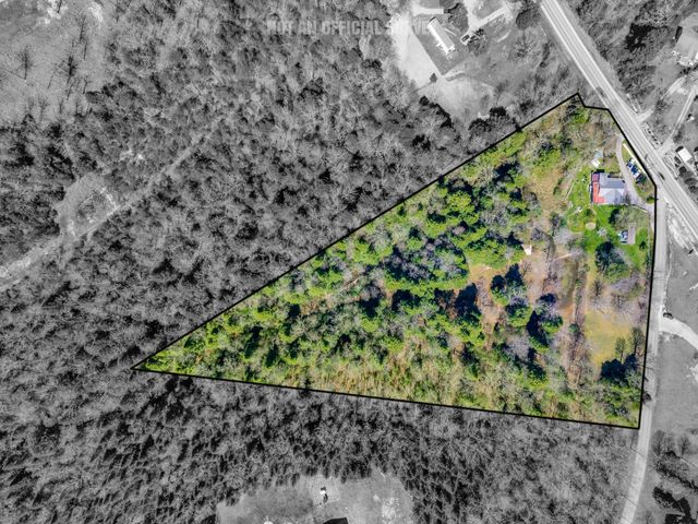 105 Dripping Springs Rd, Monterey, TN 38574