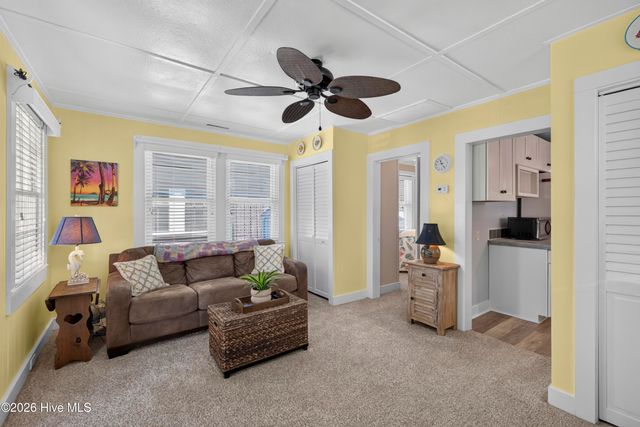 617 S 3rd Avenue, Kure Beach, NC 28449