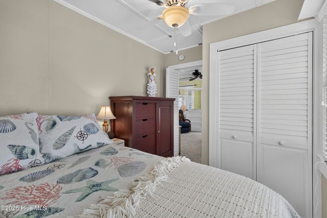 617 S 3rd Avenue, Kure Beach, NC 28449