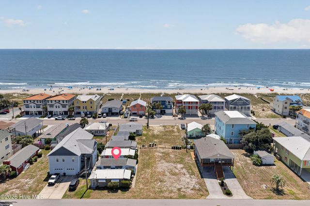 617 S 3rd Avenue, Kure Beach, NC 28449